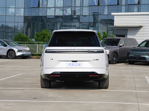 Vehicle gallery image