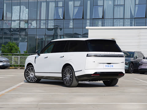 Vehicle gallery image